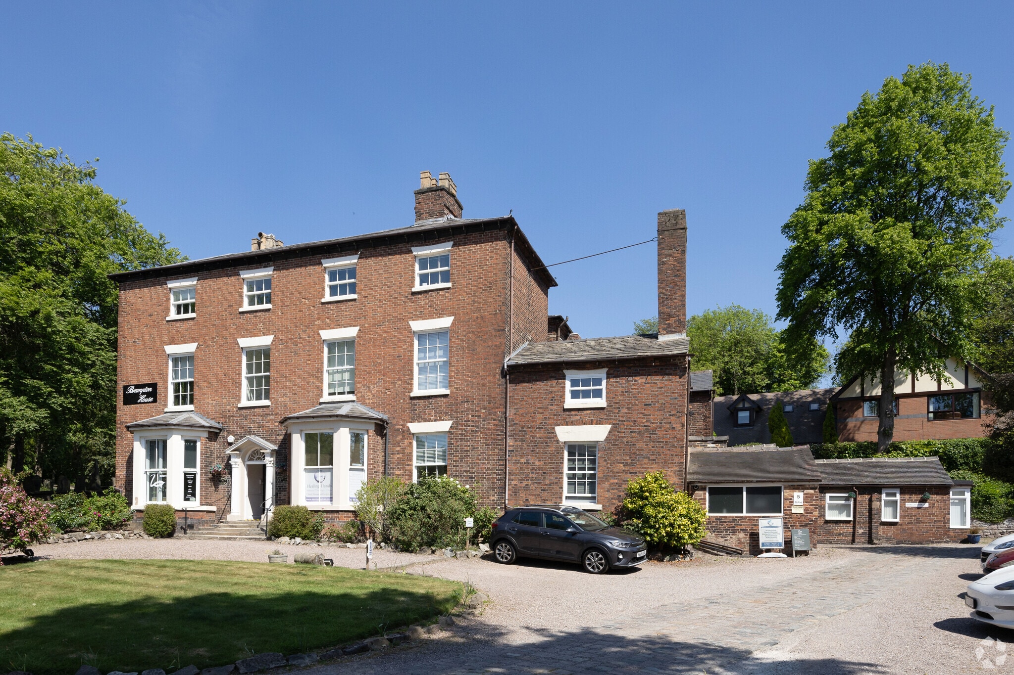 10 Queen St, Newcastle Under Lyme for sale Primary Photo- Image 1 of 1