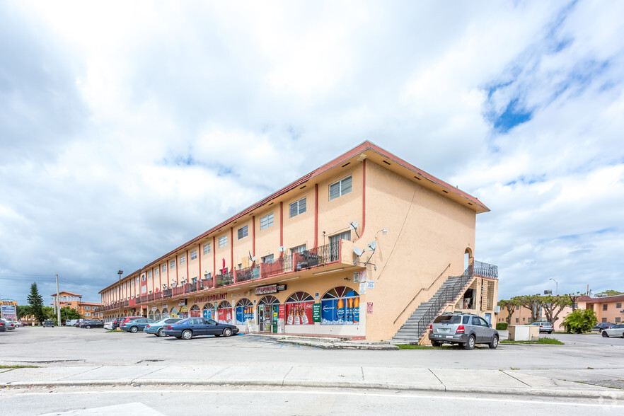 1551 W Okeechobee Rd, Hialeah, FL for lease - Building Photo - Image 2 of 4