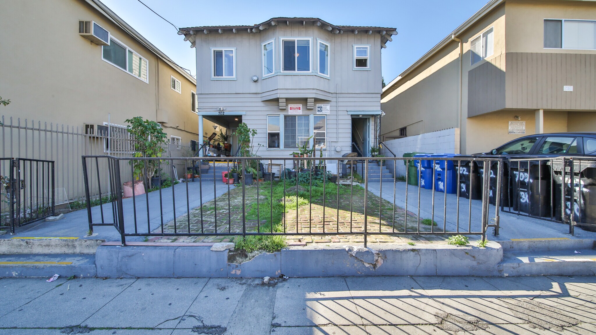 702 W 30th St, Los Angeles, CA for sale Primary Photo- Image 1 of 1