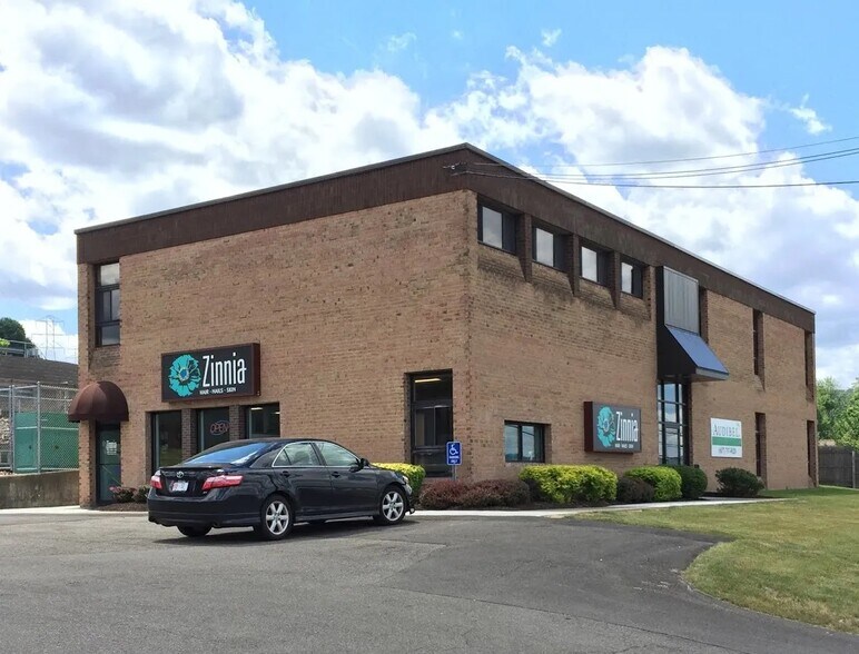 2548 Vestal Pky E, Vestal, NY 13850