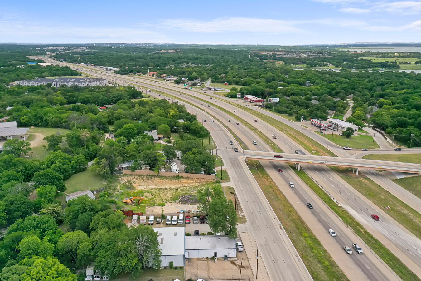 1612 Southeast Pky, Azle, TX 76020