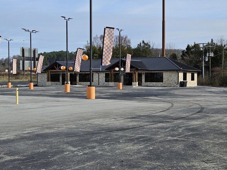 1391 Murrays Chapel Rd, Sweetwater, TN for sale - Primary Photo - Image 1 of 12