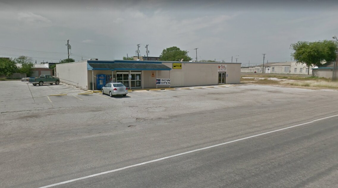 122 E 4th St, Bishop, TX for sale Building Photo- Image 1 of 1