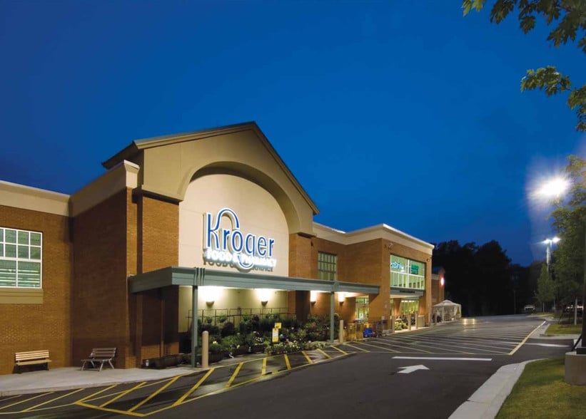 1227 Rockbridge Rd, Stone Mountain, GA for lease - Building Photo - Image 3 of 5