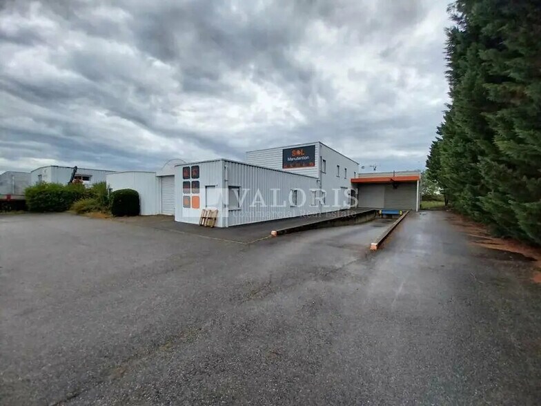 Flex in Béligneux for lease - Building Photo - Image 2 of 7