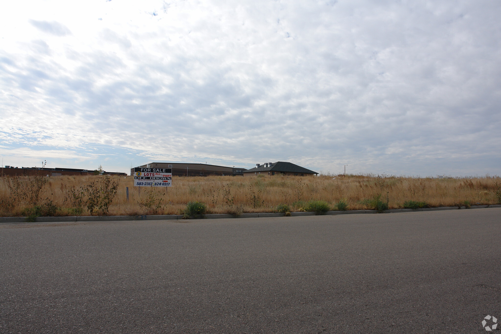 Eagleridge Cir, Pueblo, CO for sale Primary Photo- Image 1 of 2