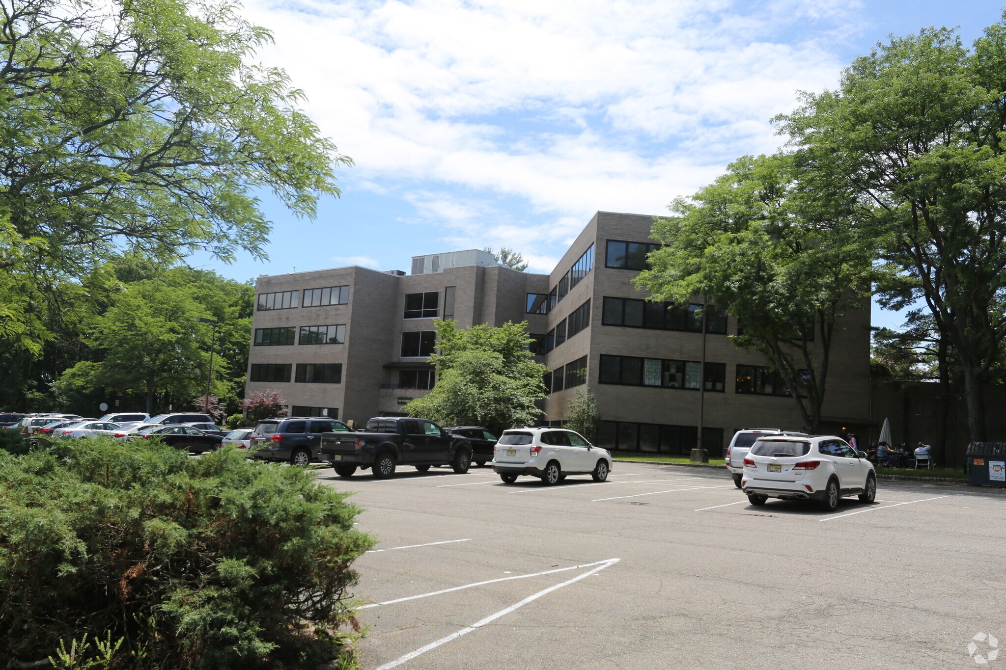 100 Hanover Ave, Cedar Knolls, NJ for sale Primary Photo- Image 1 of 1