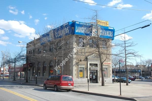 74-02-74-08 101st Ave, Ozone Park, NY for lease - Building Photo - Image 3 of 7