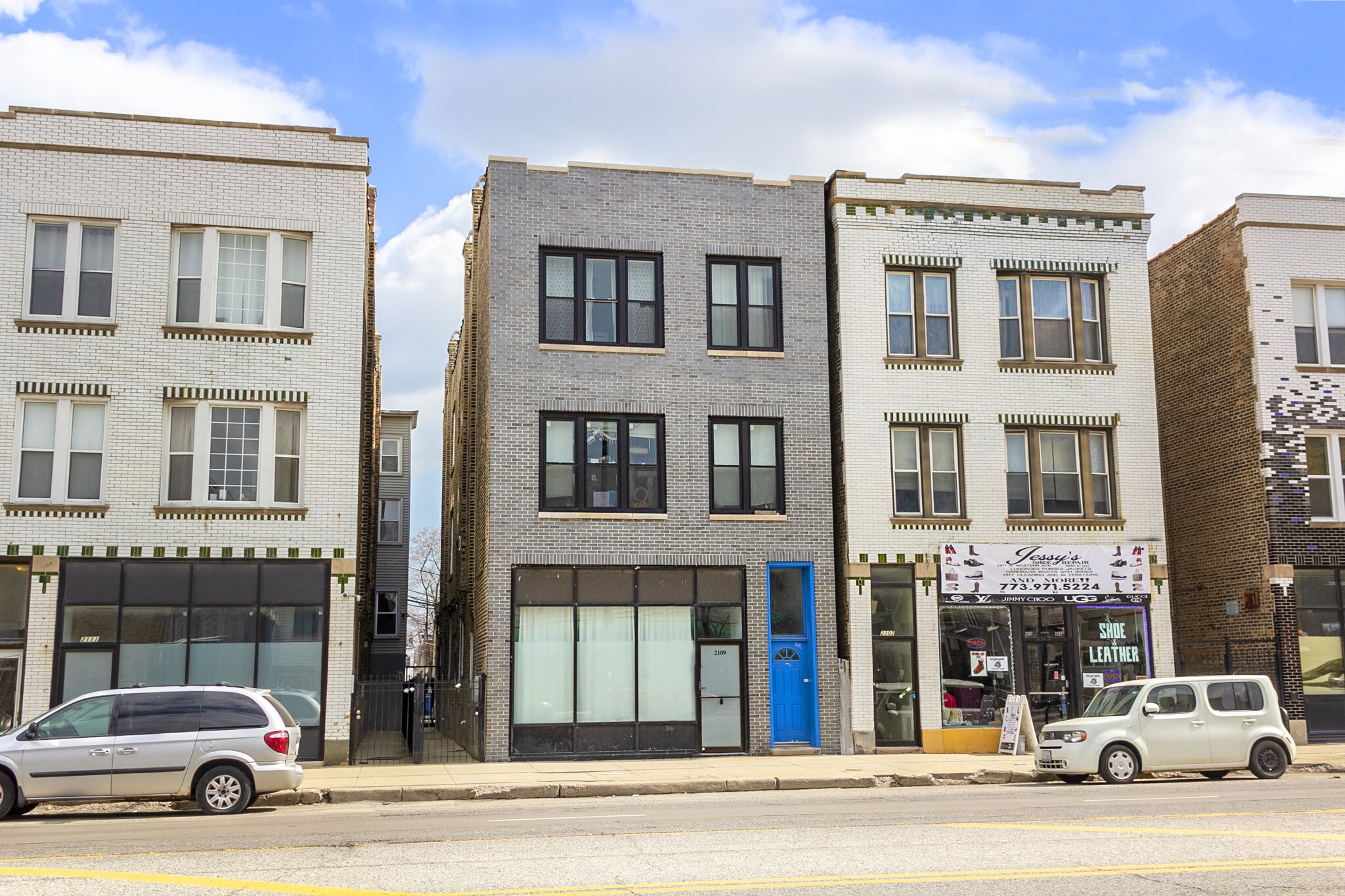 2109 N Western Ave, Chicago, IL 60647