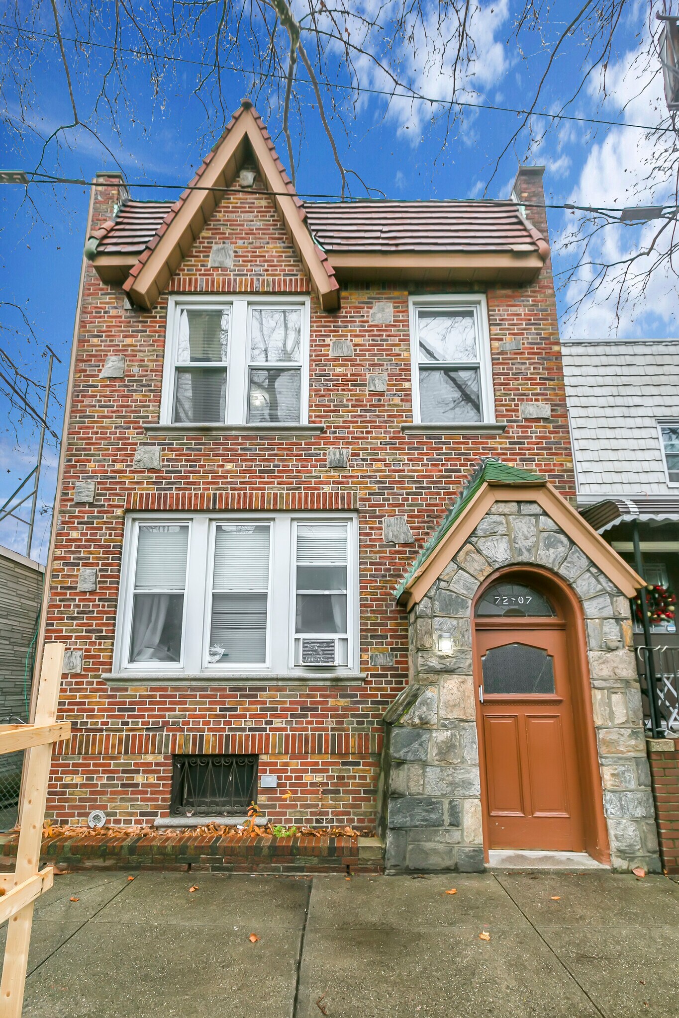 7207 73rd St, Glendale, NY for sale Primary Photo- Image 1 of 1
