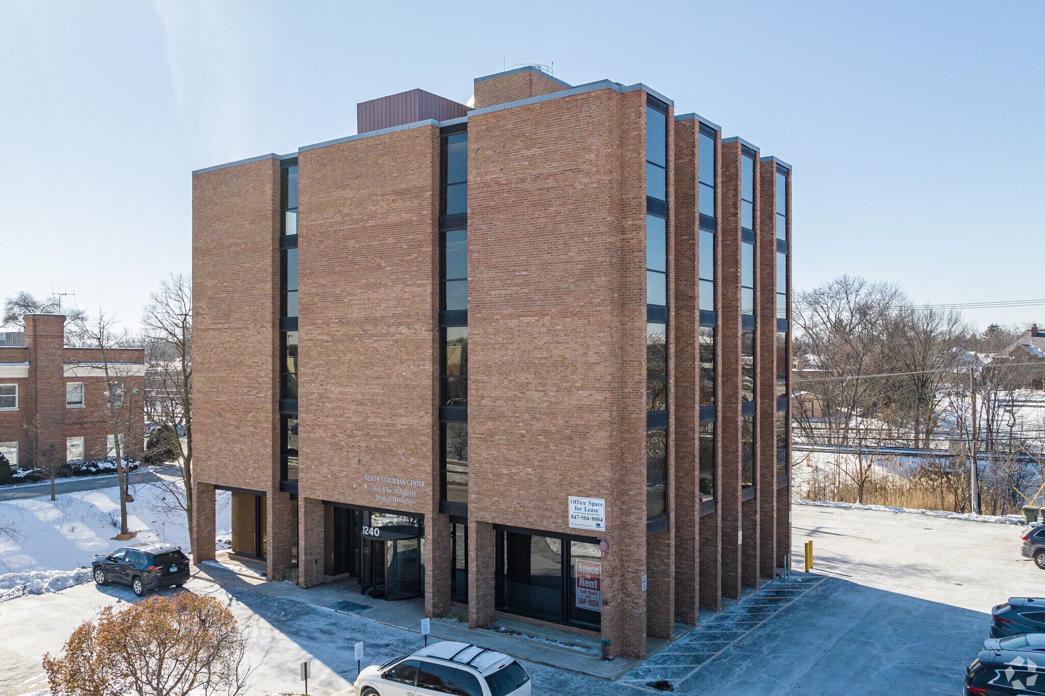 1240 Meadow Rd, Northbrook, IL for lease Building Photo- Image 1 of 19