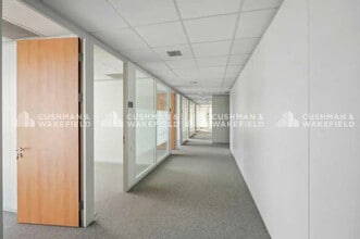 26 Rue De La Villette, Lyon for lease Interior Photo- Image 1 of 15