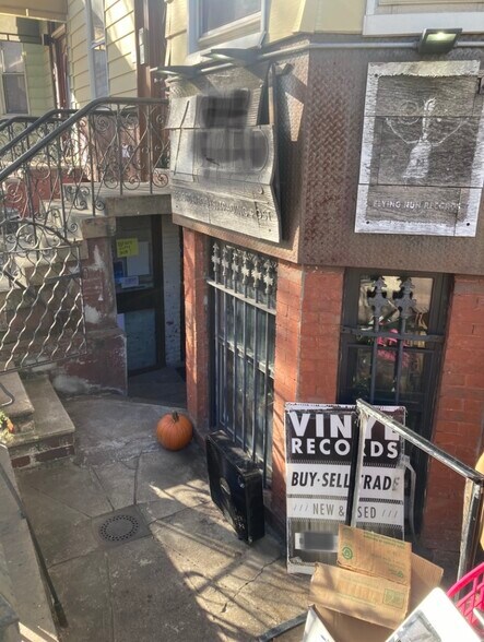195 Calyer St, Brooklyn, NY for sale - Building Photo - Image 1 of 1