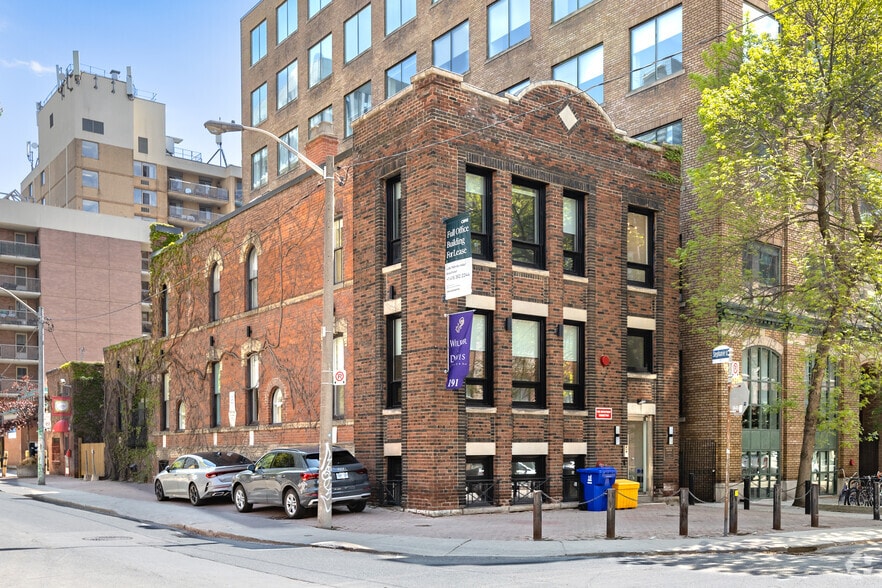 191 John St, Toronto, ON for lease - Building Photo - Image 1 of 2