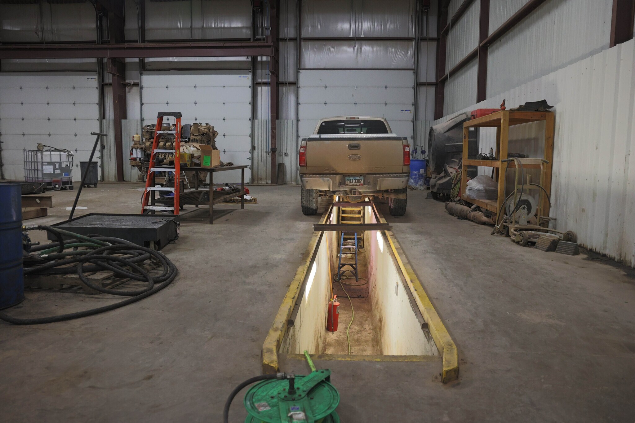 1100 N Mitchell Rd, Hennessey, OK 73742 Building A