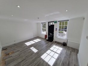 5-6 Church St, Twickenham for sale Interior Photo- Image 2 of 3