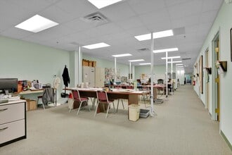 300 Harper Dr, Moorestown, NJ for sale Interior Photo- Image 2 of 17