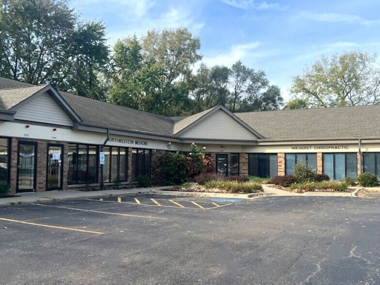 1114 N Main St, Algonquin, IL for lease - Building Photo - Image 3 of 7