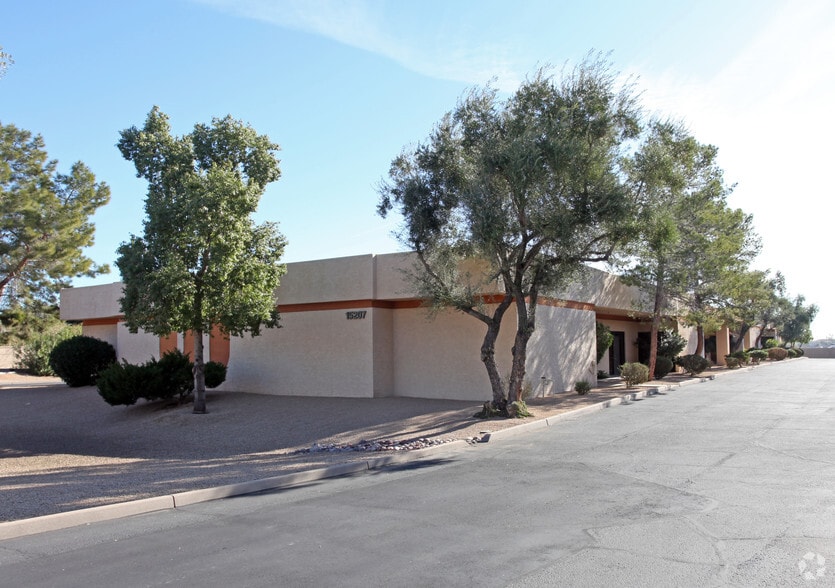 15207 N 75th St, Scottsdale, AZ for lease - Building Photo - Image 1 of 3