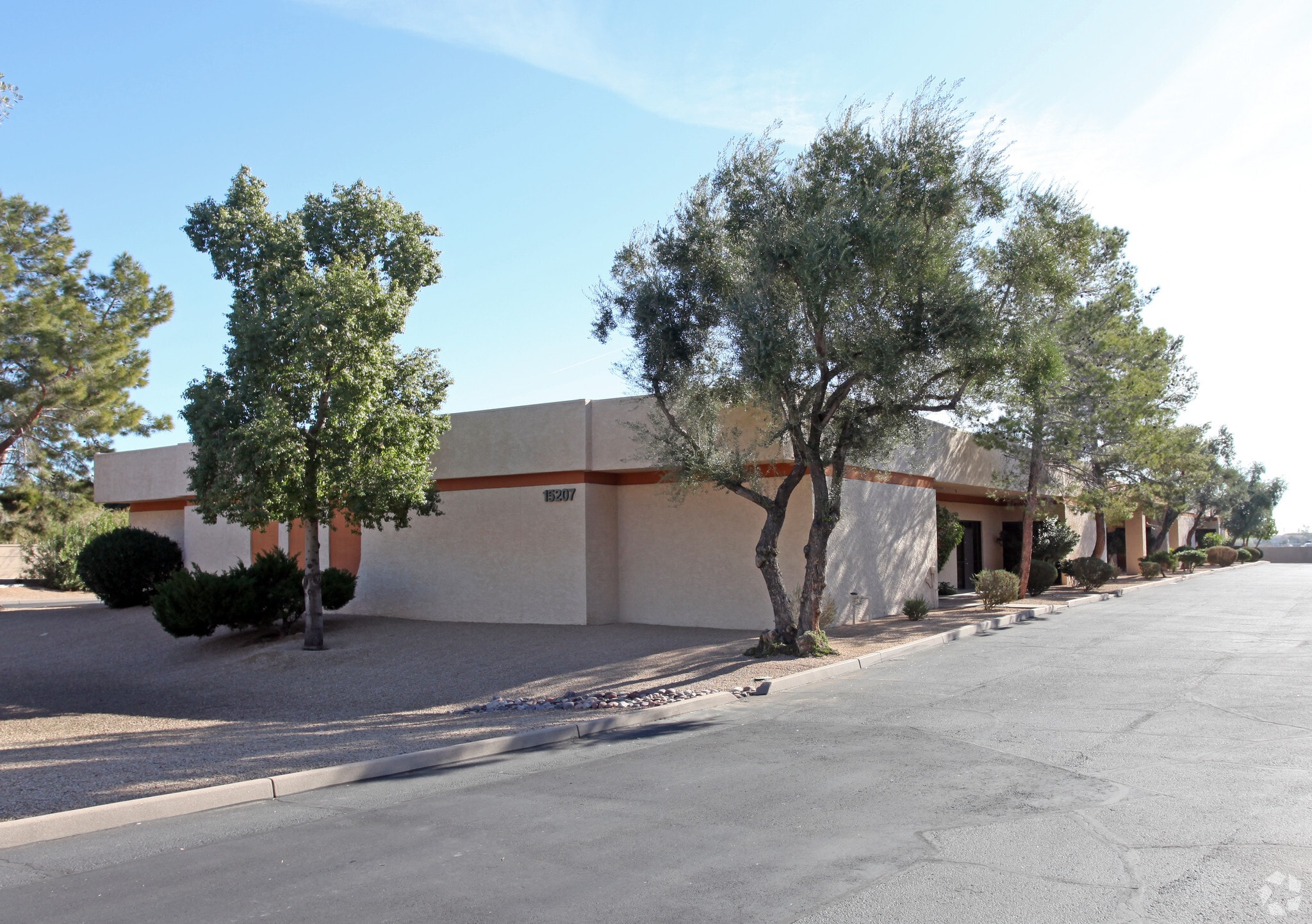 15207 N 75th St, Scottsdale, AZ for lease Building Photo- Image 1 of 4
