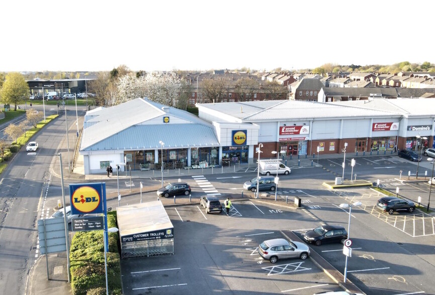 Churchill Way, Leyland for lease - Building Photo - Image 1 of 4