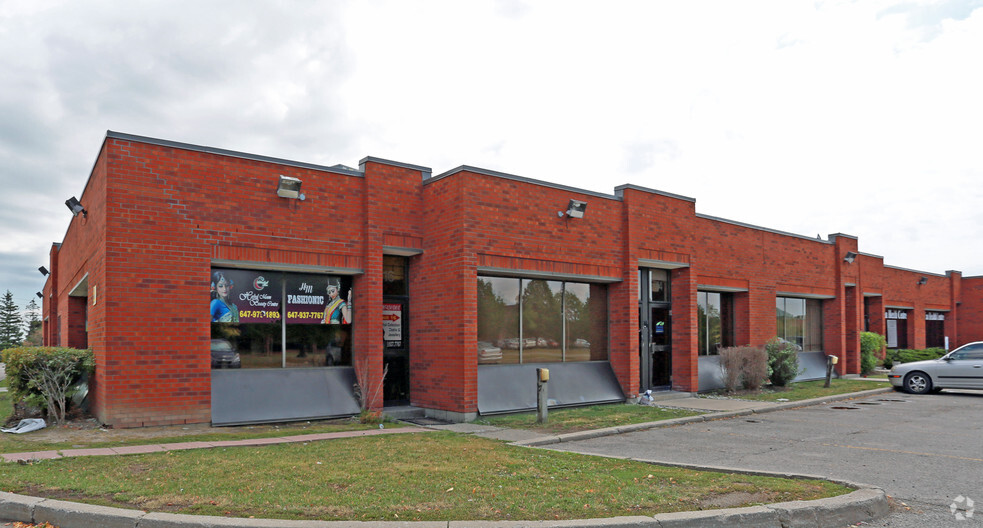 151 Nashdene Rd, Toronto, ON for lease - Building Photo - Image 3 of 8