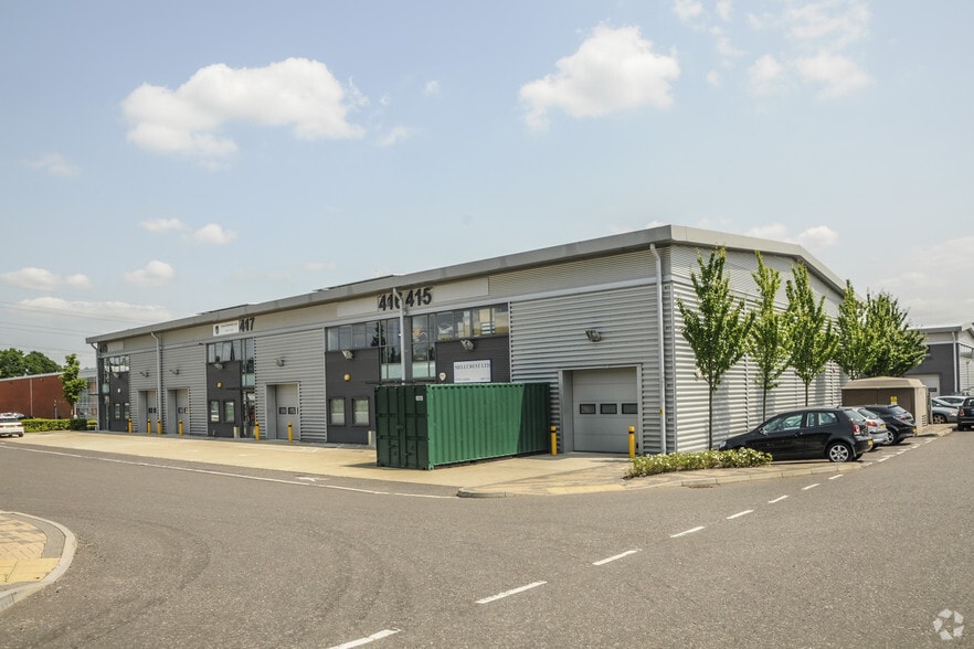 Centennial Ave, Elstree for sale - Primary Photo - Image 1 of 1