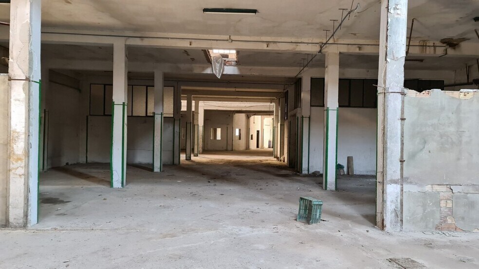 Retail in Algemesí for lease - Building Photo - Image 1 of 10