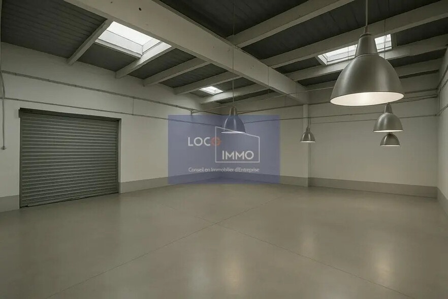 Retail in Bordeaux for lease - Interior Photo - Image 3 of 4