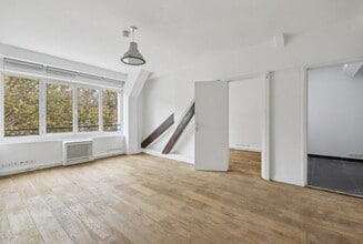 64 Quai De Jemmapes, Paris for lease Interior Photo- Image 2 of 9