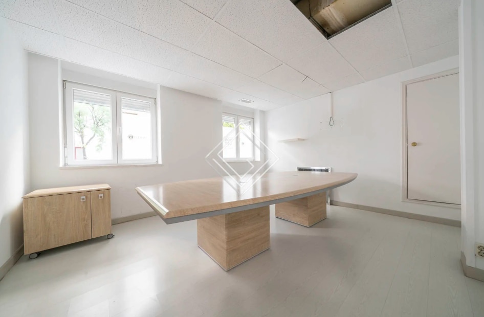Office in Madrid, Madrid for lease Interior Photo- Image 1 of 12