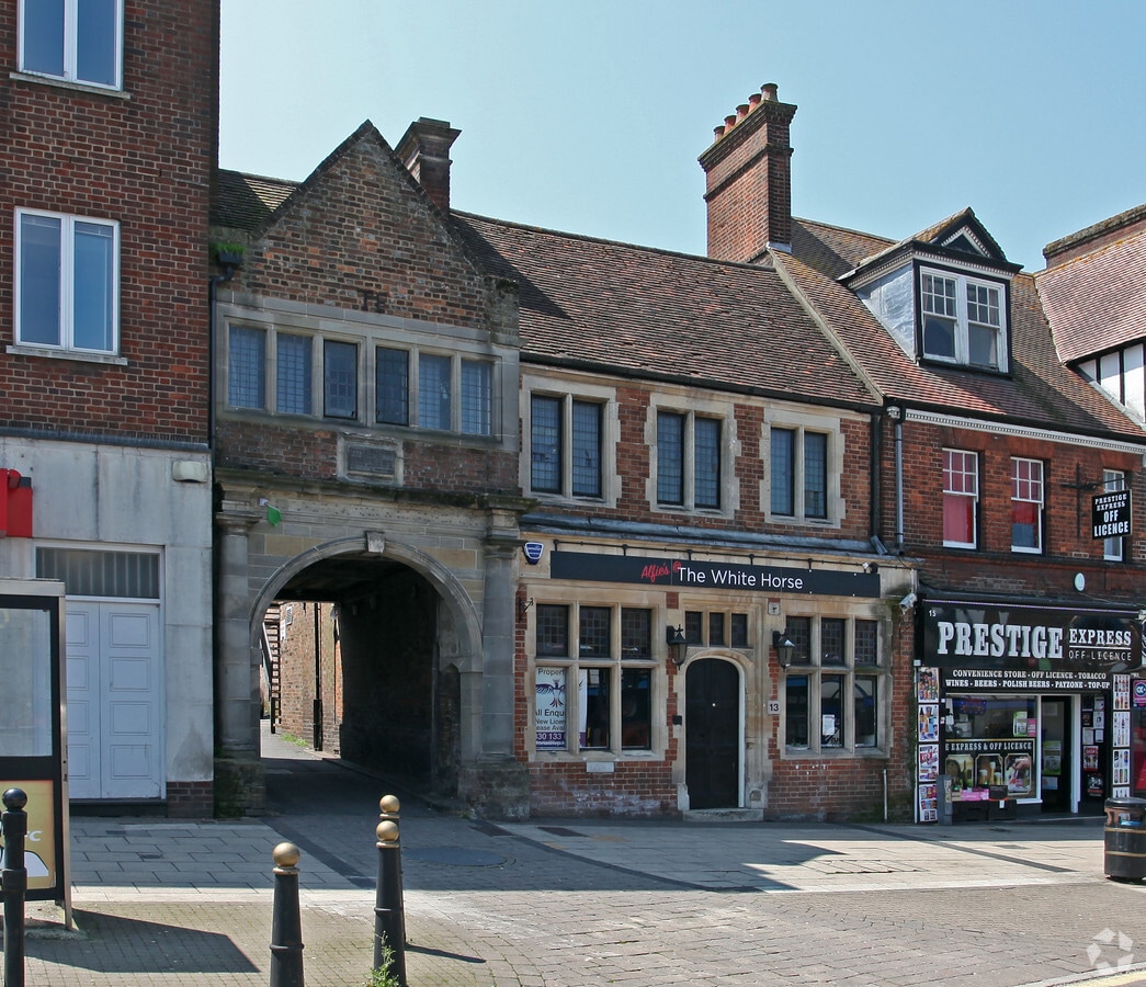 13 High St N, Dunstable, BDF LU6 1HX