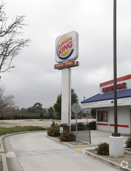 2085 W Holt Ave, Pomona, CA for sale - Building Photo - Image 2 of 3