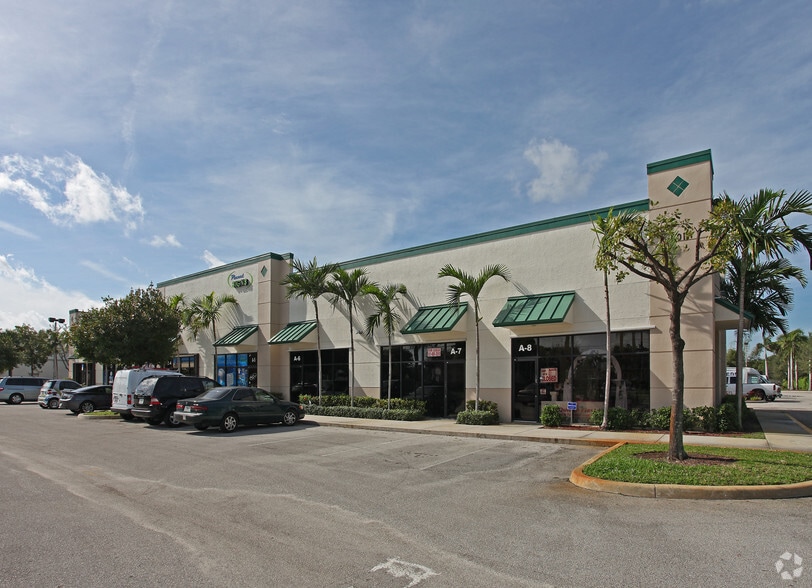901 S Military Trl, West Palm Beach, FL 33415
