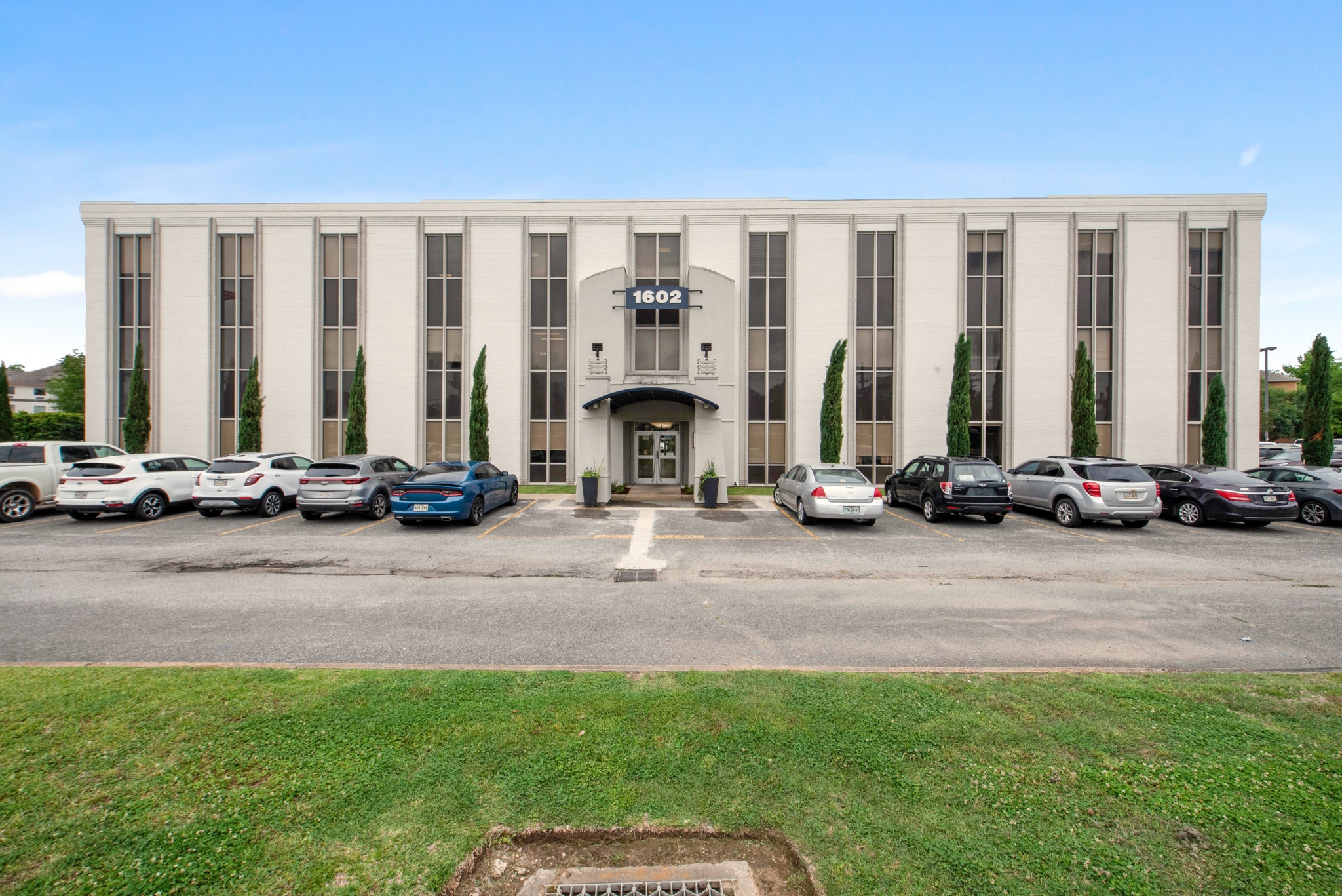 1602 Pinhook Rd, Lafayette, LA for lease Primary Photo- Image 1 of 13