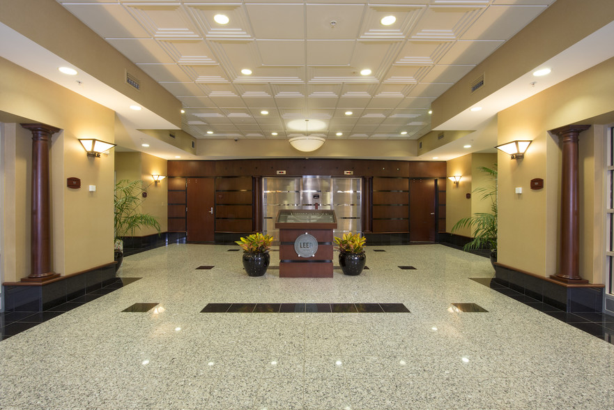 501 Fairmount Ave, Towson, MD for lease - Lobby - Image 3 of 3