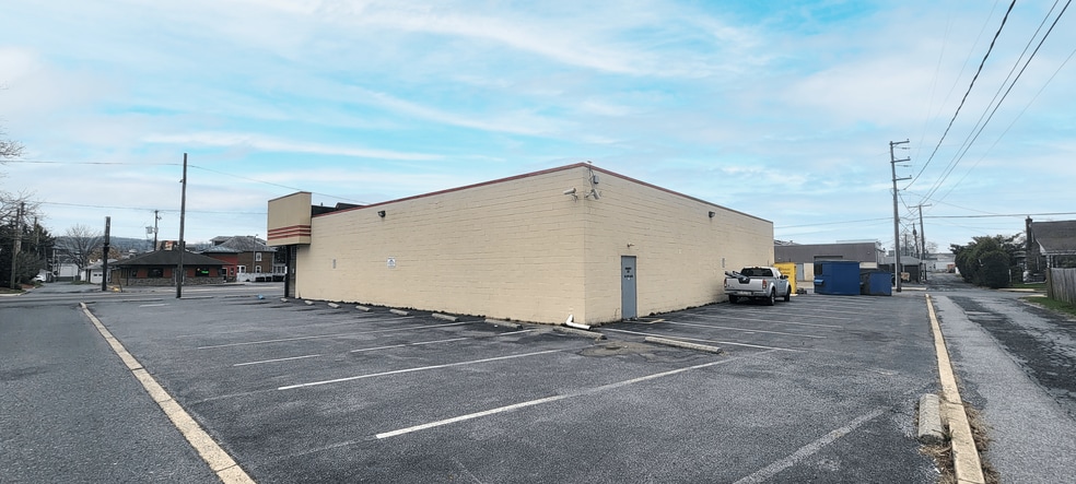2301 Union Blvd, Allentown, PA for sale - Building Photo - Image 3 of 5