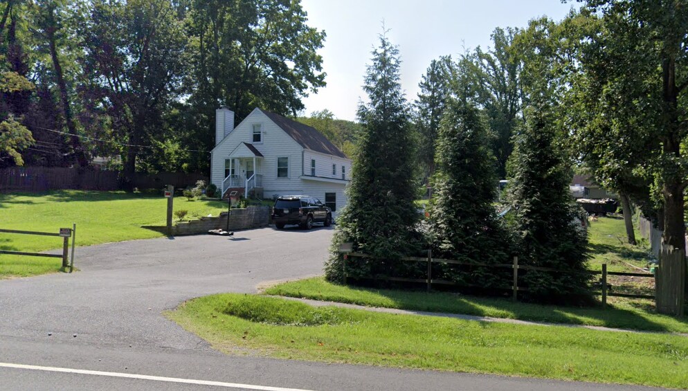 2025 Fairland Rd, Silver Spring, MD 20904 Silver Spring Special