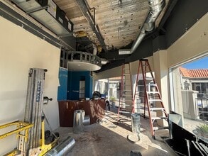 970 Monument St, Pacific Palisades, CA for lease Interior Photo- Image 2 of 8