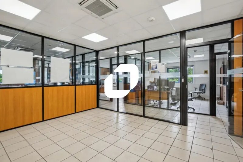 10 Rue Georges Cuvier, Orléans for lease - Interior Photo - Image 3 of 13