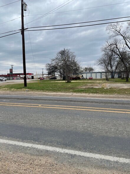 308 Creechville Rd, Ennis, TX for sale - Primary Photo - Image 1 of 1