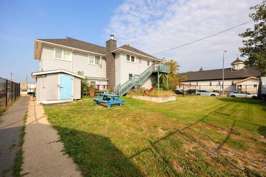 10015 Main St, Fort McMurray, AB for sale - Building Photo - Image 3 of 35