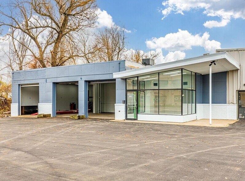 1826 E Market St, Akron, OH for sale - Primary Photo - Image 1 of 1