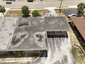 940 Deltona Blvd, Deltona, FL for lease Building Photo- Image 2 of 25