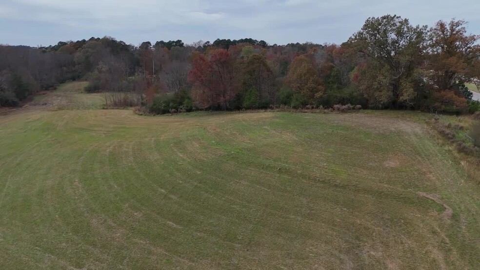 3216 Green Valley Dr, Sanford, NC for sale - Commercial Listing Video - Image 2 of 30