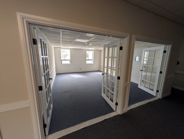 1070 Portion Rd, Farmingville, NY for lease - Building Photo - Image 3 of 17