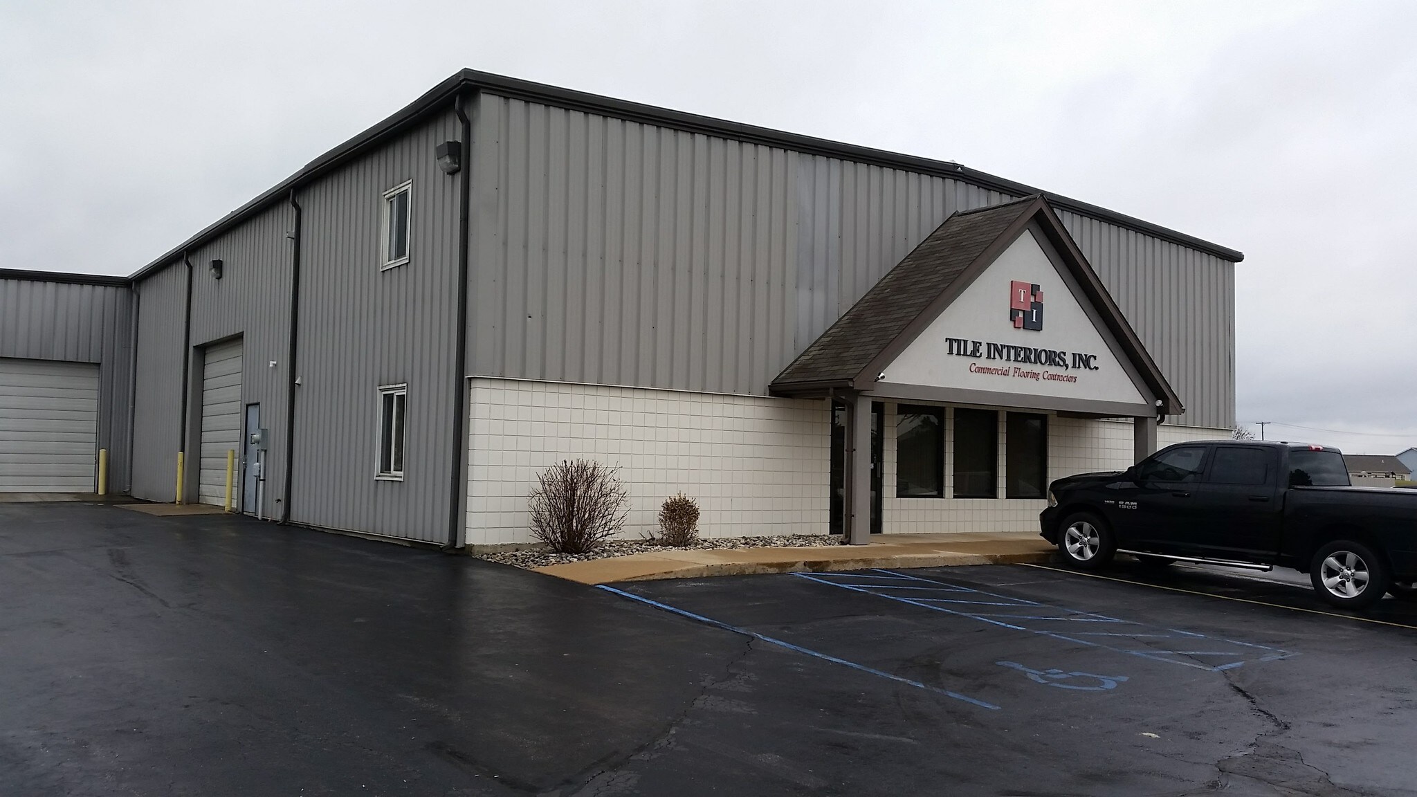 7626 Di Salle Blvd, Fort Wayne, IN for sale Building Photo- Image 1 of 1