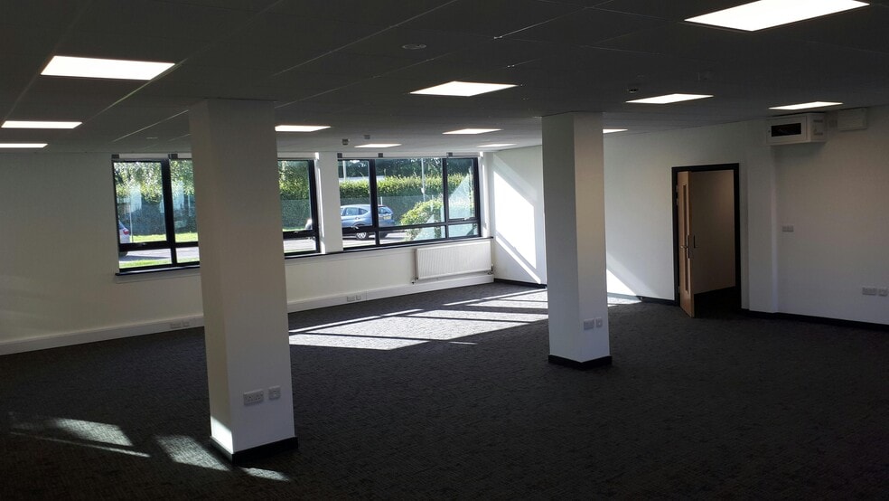 Corinium Ave, Gloucester for lease - Building Photo - Image 2 of 7