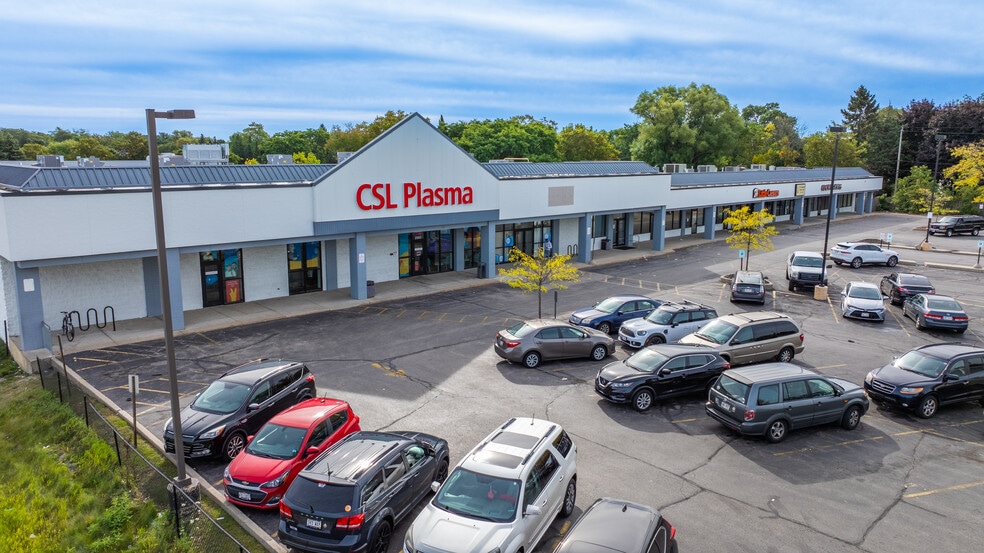 2960-2990 Chase Ave, Milwaukee, WI for sale - Building Photo - Image 2 of 4