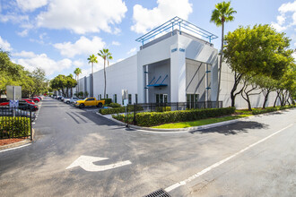 11200 NW 25th St, Miami, FL for lease Building Photo- Image 1 of 1